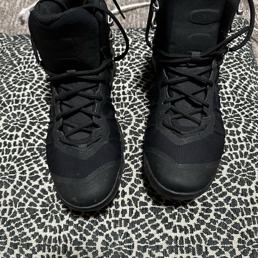Keen Men's Black Lace-Up Boots